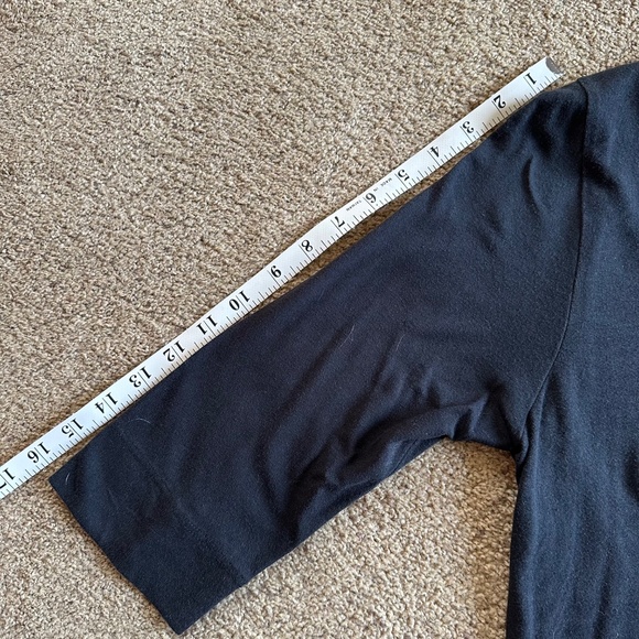 T-Mobile Devon & Jones Black 3/4 Sleeve V-Neck Henley Top – Women’s Size S - Picture 7 of 7